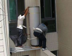 德意熱水器維修現場